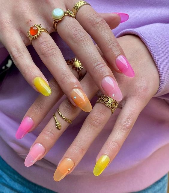 Bright Summer Nails Pictures, Photos, and Images for Facebook, Tumblr,  Pinterest, and Twitter